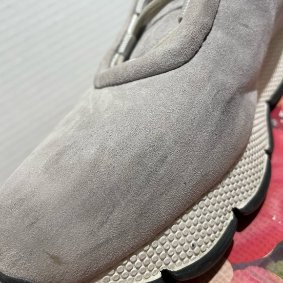 Authentic Prada slipper sneakers in soft grey suede - Picture 10 of 13